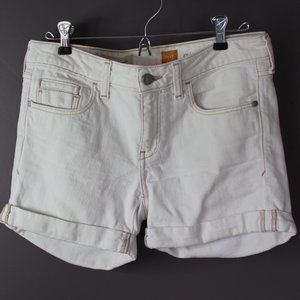 Pilcro/STET style white denim shorts
